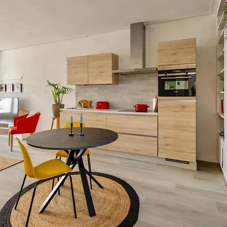 Nina's House 2 