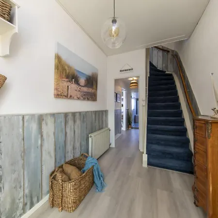 Nina's House 2 